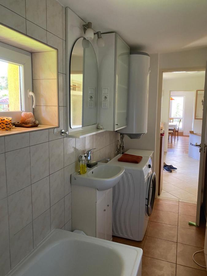 Vityesz Vendégház ** Apartamento Chl'aba Exterior foto