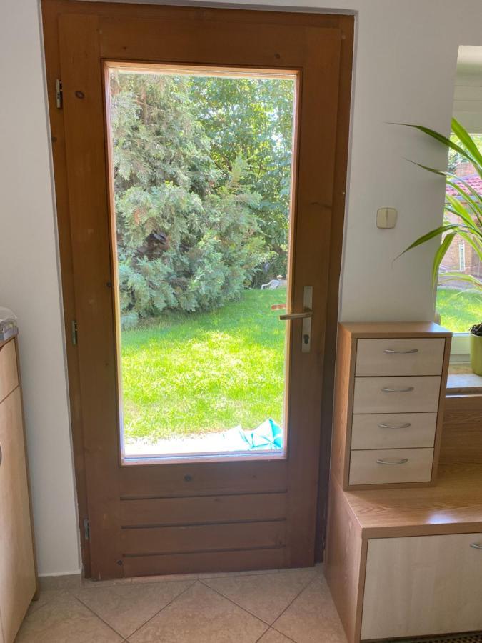 Vityesz Vendégház ** Apartamento Chl'aba Exterior foto