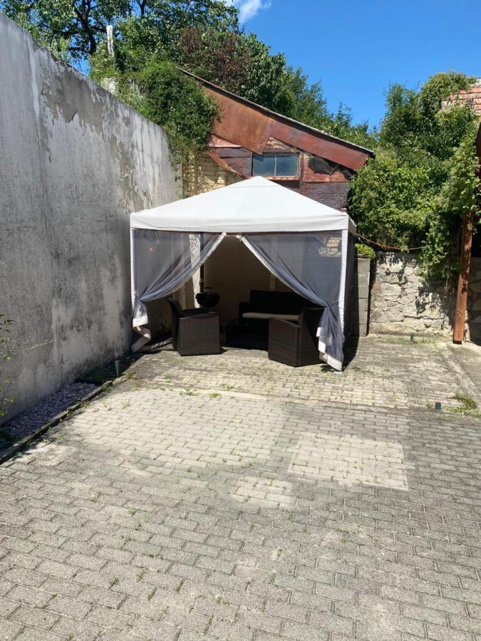 Vityesz Vendégház ** Apartamento Chl'aba Exterior foto